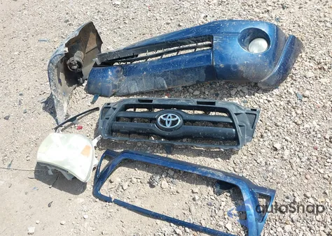 2008 Toyota Tacoma Prerunner V6 z USA, uszkodzony, nr VIN 5TEKU72NX8Z551627